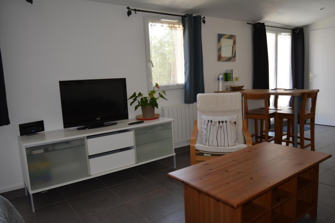 Grand Studio Independant Avec Jardin Goussainville (Val-d'Oise) Exterior foto